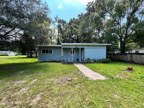 303 W Cherry St, Perry, FL 32347 photo 6