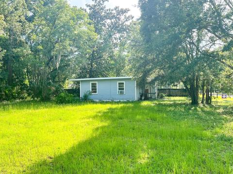 303 W Cherry St, Perry, FL 32347 photo 4