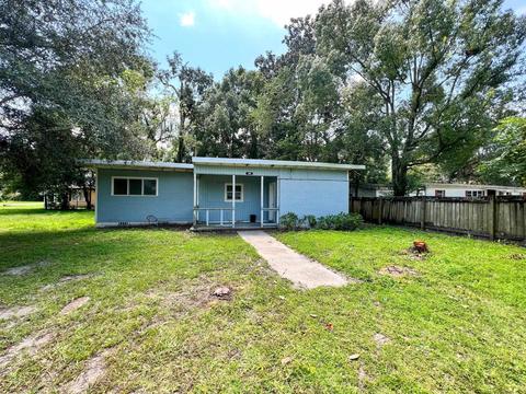 303 W Cherry St, Perry, FL 32347 photo 7