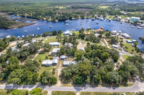 508 SE Second Ave, Steinhatchee, FL 32359 photo 5