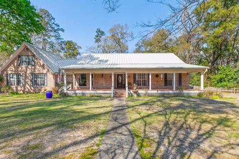6202 Pickwick Rd, Tallahassee, FL 32309