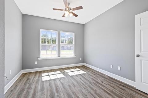 1808 Rustling Pines Blvd, Midway, FL 32343 photo 17