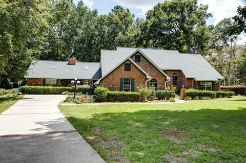 8531 Congressional Dr, Tallahassee, FL 32312