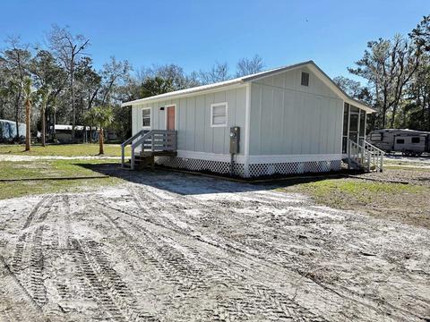 415 NW Fourth St, Steinhatchee, FL 32359 photo 4