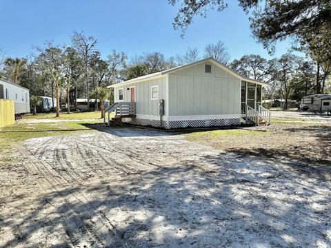 415 NW Fourth St, Steinhatchee, FL 32359 photo 2