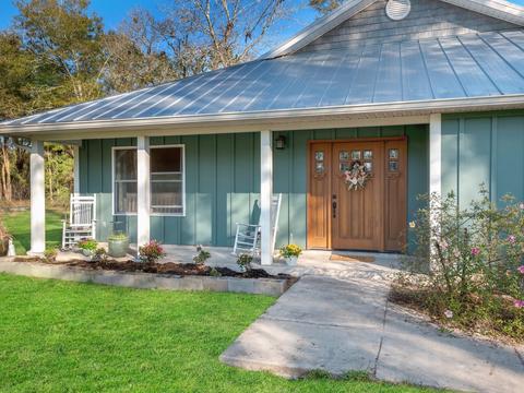 94 Windsong Cir, Crawfordville, FL 32327