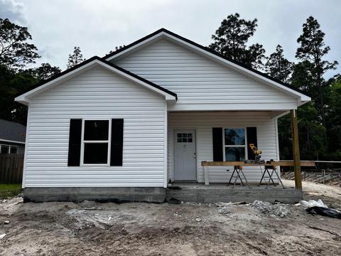 158 Shar Mel Re Ln, Crawfordville, FL 32327