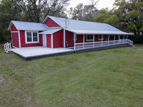 191 E Center St, Perry, FL 32348 photo 1