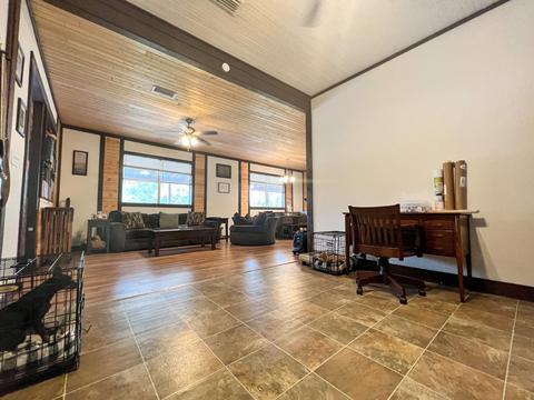 191 E Center St, Perry, FL 32348 photo 17