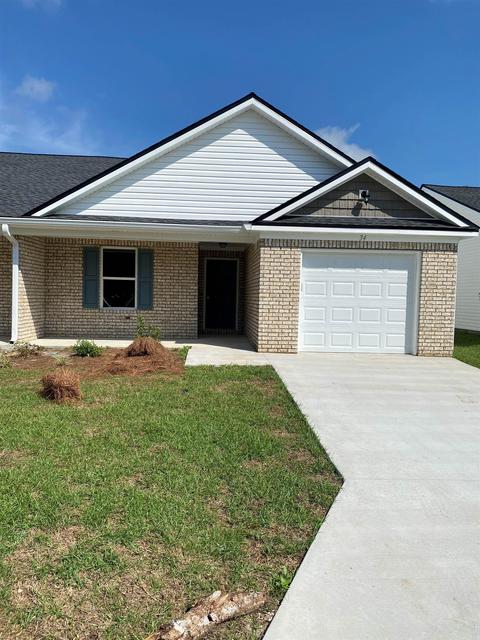 31 Excalibur Dr, Crawfordville, FL 32327