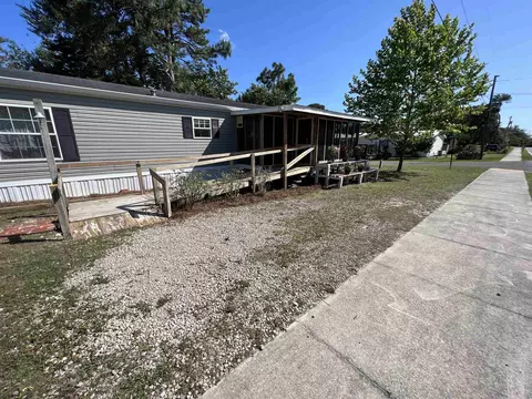 2186 Oak St, Carrabelle, FL 32322 photo 3