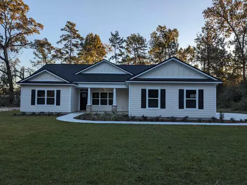 55 Marsue Dr, Crawfordville, FL 32327