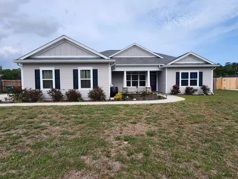 445 Tillis Ln, Crawfordville, FL 32327