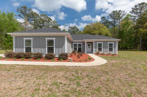 297 Parkside Cir, Crawfordville, FL 32327