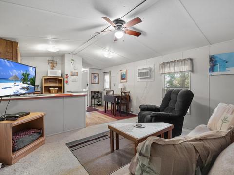 409 NE Second St, Steinhatchee, FL 32359 photo 9