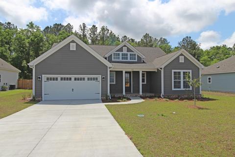 131 Stillmont Dr, Crawfordville, FL 32327
