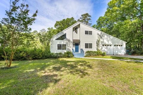 87 Tupelo Dr, Crawfordville, FL 32327