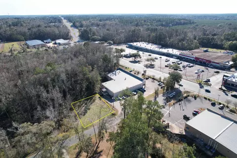 205 E Cherokee Ave, Monticello, FL 32344 photo 2