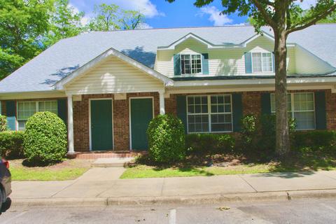 2738 W Tharpe St #402, Tallahassee, FL 32304