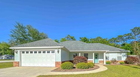 46 Midway Ct, Crawfordville, FL 32327