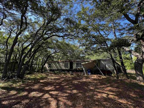 12 Elenor Ave, Panacea, FL 32346