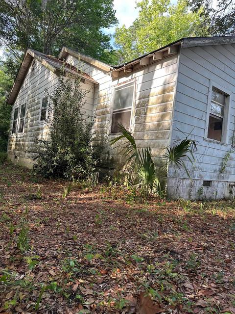 1106 E Veterans Dr, Perry, FL 32347 photo 4
