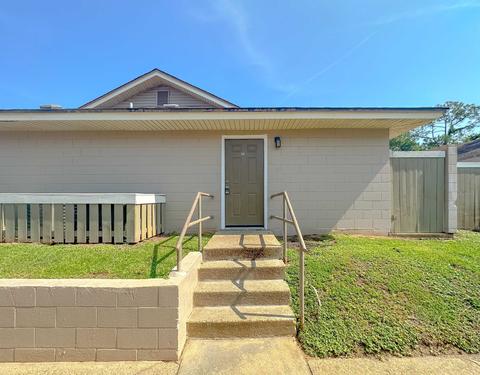 2241 W Pensacola St #24, Tallahassee, FL 32304