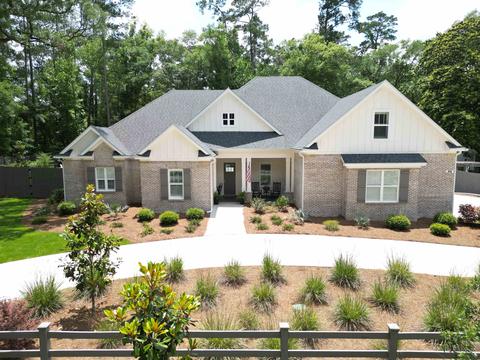 415 Live Oak Plantation Dr, Tallahassee, FL 32312