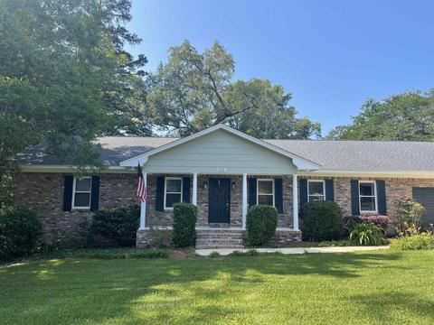 1015 Mimosa Dr, Tallahassee, FL 32312