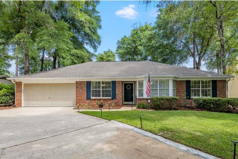 3138 N Shannon Lakes Dr, Tallahassee, FL 32309