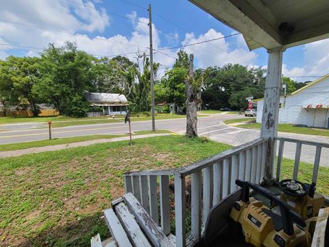 557 SW Range Ave, Madison, FL 32340 photo 3