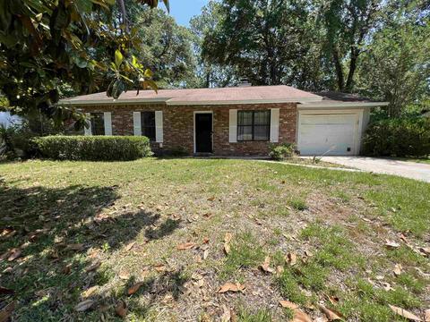 3241 W Baldwin Dr, Tallahassee, FL 32309