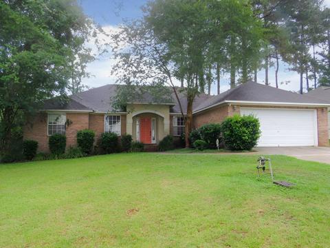 831 Piney Village Loop, Tallahassee, FL 32311