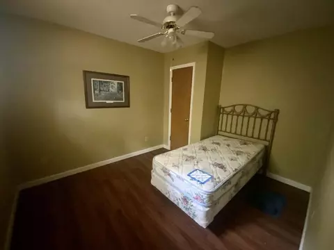 Bedroom - 20000 Mossy Hammock Grade, Lamont, FL 32336 photo 2 of 2