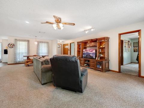 130 E Dowling St, Perry, FL 32347 photo 12