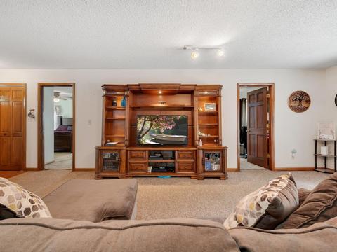 130 E Dowling St, Perry, FL 32347 photo 9