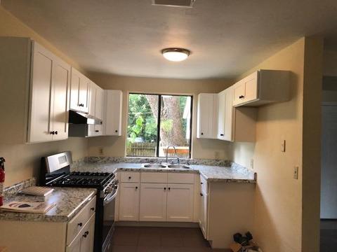 1900 Holmes St, Tallahassee, FL 32310