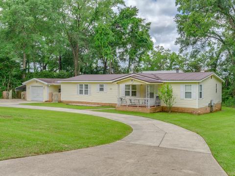 2176 Plantation Forest Dr, Tallahassee, FL 32317
