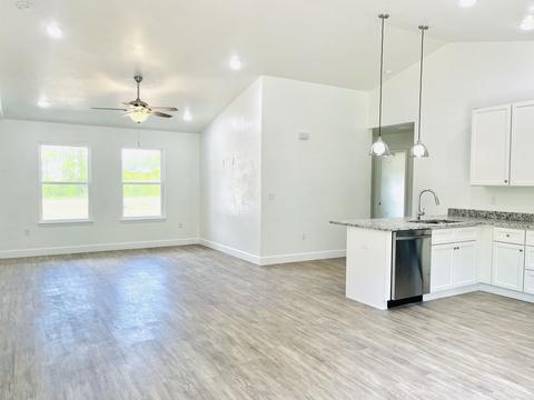 7985 High Bridge Rd, Midway, FL 32343 photo 5
