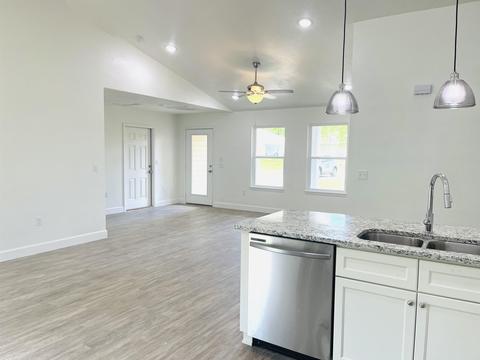 7985 High Bridge Rd, Midway, FL 32343 photo 8