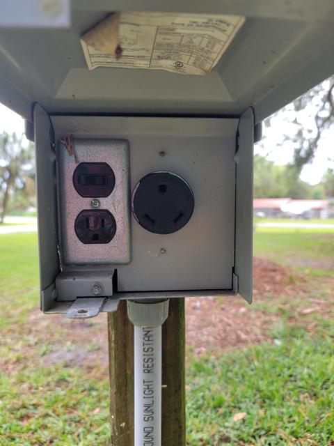 212 NW 2nd St, Steinhatchee, FL 32359 photo 11