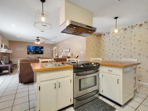 807 Puckett Rd, Perry, FL 32348 photo 7