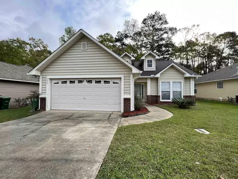 8542 Charrington Forest Blvd, Tallahassee, FL 32312