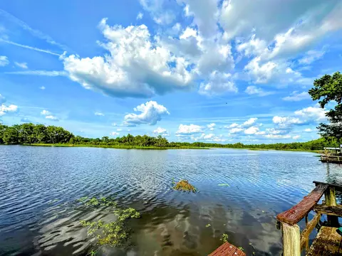 1128 Coe Landing Rd, Tallahassee, FL 32310