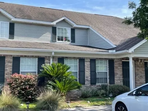 16 Guinevere Ln # B, Crawfordville, FL 32327