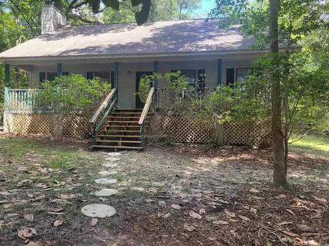 2312 Tallavana Trl, Havana, FL 32333
