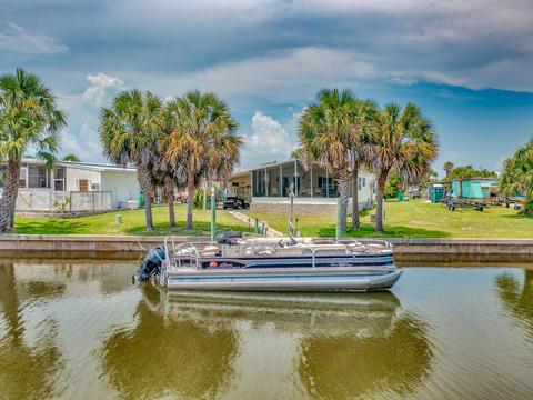 47 Janet Dr, Crawfordville, FL 32327