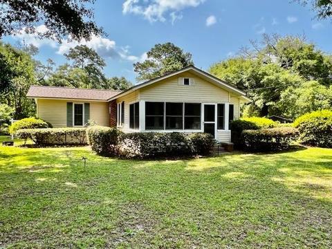 4862 Attapulgus Hwy, Quincy, FL 32351