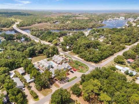 206 SE Tenth St #1, Steinhatchee, FL 32359 photo 5