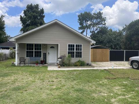 67 Liberty Rd, Crawfordville, FL 32327